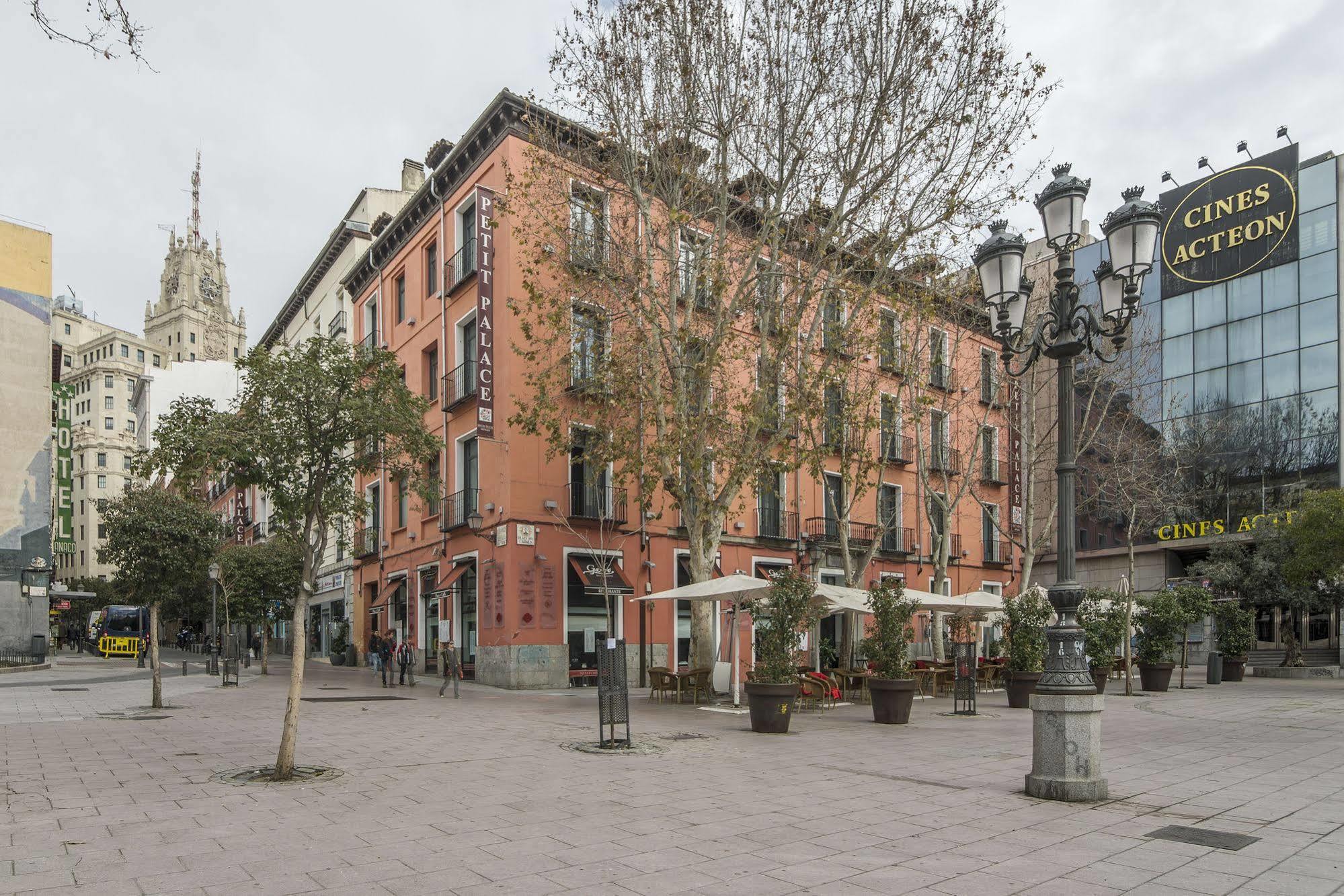 Petit Palace Plaza Del Carmen Мадрид Екстер'єр фото